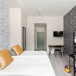 Rakuuna Hotel