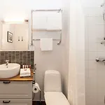 Otel Rakuuna 4*