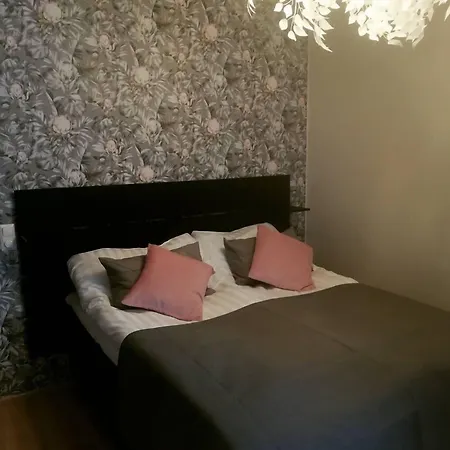 Szálloda Rakuuna 4*