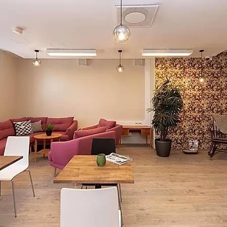Hotell Rakuuna