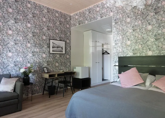 Hotell Rakuuna Villmanstrand